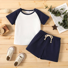 Load image into Gallery viewer, Toddler Boy 2pcs Raglan Sleeve Tee and Shorts Set/ Shoes

