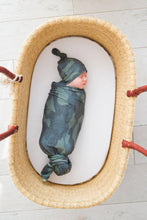 Load image into Gallery viewer, Newborn Baby Beanie Top Knot Hat
