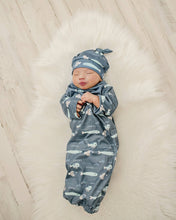 Load image into Gallery viewer, Infant Fish Baby Gown and Hat Set
