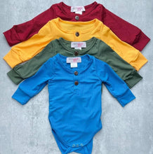 Load image into Gallery viewer, Burgundy Henley Ribbed Top
